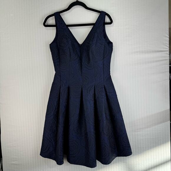 Ralph Lauren Fit & Flare Navy Blue Rose Jacquard Sleeveless Dress Size 8 Modest - Picture 1 of 8
